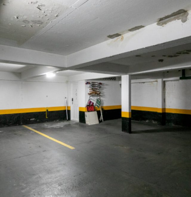 1 (26)